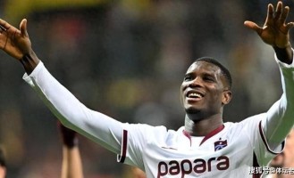 从比甲金靴到英超弃将，再到土超大杀器，2米锋霸屡次上演神仙球