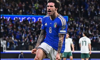 名记爆料：托纳利锁定曼联中场补强首选！德天空透露巴萨紧盯德甲锋线新星