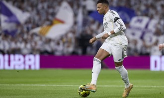 2亿欧豪赌！曼联挖皇马核心，贝林厄姆真会弃欧冠冲红魔？