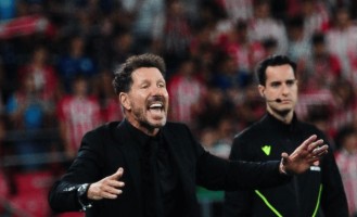 西甲大结局！巴萨德比战4-1大胜，狂甩皇马9分，马竞1-2惨遭三连败