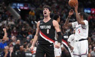 阿夫迪亚28+11伦纳德23分 开拓者胜快船