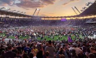 周日021法甲对决：图卢兹主场迎里尔 伤病博弈+状态反差，谁能拿下关键三分？