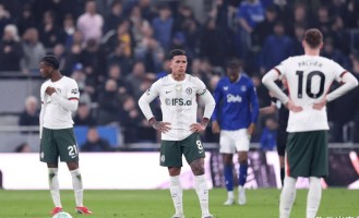 33年来首次遭遇四连败，切尔西的最大隐忧在于罗塞尼尔执教表现