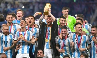 最史诗级的冠军领先优势崩盘盘点！阿森纳会加入这份名单吗？倚天足球